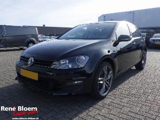 Schadeauto Volkswagen Golf 1.2 TSI EasyLine Clima 86pk 2014/9