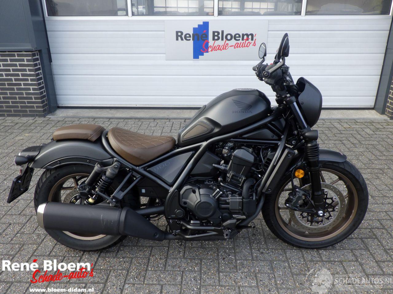 Honda  Rebel CMX 1100 SE