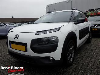 Voiture accidenté Citroën C4 cactus 1.2 Puretech Business Plus 110pk 2016/6