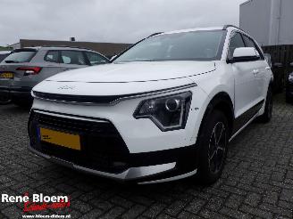 krockskadad bil auto Kia Niro 1.6 GDi Hybrid DynamicLine Automaat 2024/7