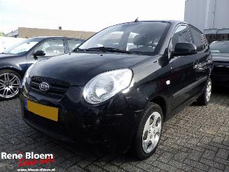 Vaurioauto  passenger cars Kia Picanto 1.0 x-pect 5drs Airco 2011/10