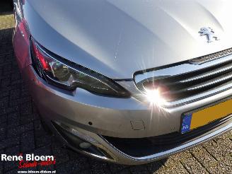 Peugeot 308 1.6 THP Première 5drs Navi picture 6