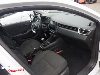Renault Clio 1.0 TCE 90 Equilibre picture 10