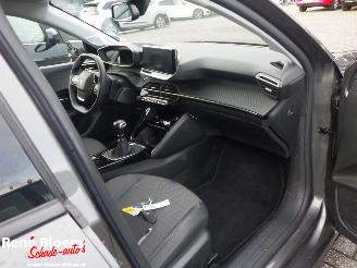 Peugeot 208 1.5 BlueHDi Allure Pack picture 10