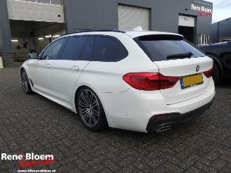 BMW 5-serie 520i High Executive picture 2