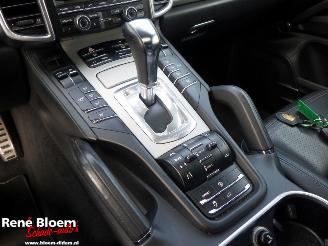 Porsche Cayenne 4.8 S 400pk Aut picture 25