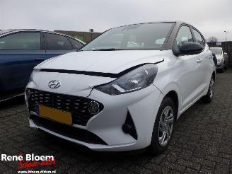 krockskadad bil auto Hyundai I-10 Comfort 5drs Airco 2023/7