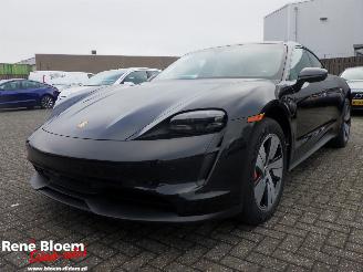 Schadeauto Porsche Taycan 4S 93,4 kWh 2025/10