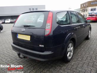 Ford Focus Wagon 1.6-16V Futura picture 3