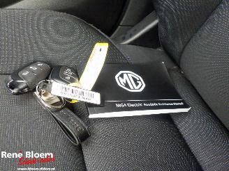 MG 4 Electric Standard 51kwh picture 19