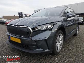 Coche accidentado Skoda Enyaq iV 60 Navi 179pk 2021/12