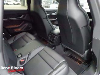 Porsche Taycan Sport Turismo 105kwh Performance + Battery picture 13
