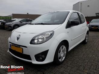 krockskadad bil auto Renault Twingo 1.2 16V Dynamique 2010/9