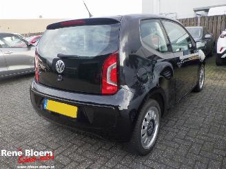 Schadeauto Volkswagen Up! 1.0 Take Up Airco 2011/12