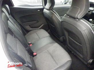 Renault Clio 1.0 TCE Intens 5drs Navi picture 11