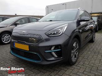 Schadeauto Kia e-Niro Executiveline 64kwh 204pk 2020/12