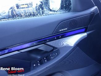 BMW i5 Touring E-Drive 40 340pk 84kwh Full Option picture 20