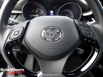 Toyota C-HR 2.0 Hybrid Executive picture 17
