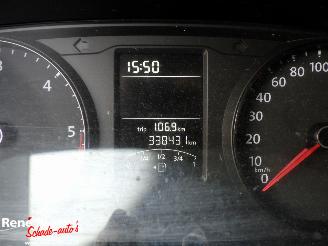 Volkswagen Transporter 2.0 TDI Kombi L2H1 9-persoons picture 15
