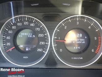 Volvo V-60 2.0 D3 picture 17