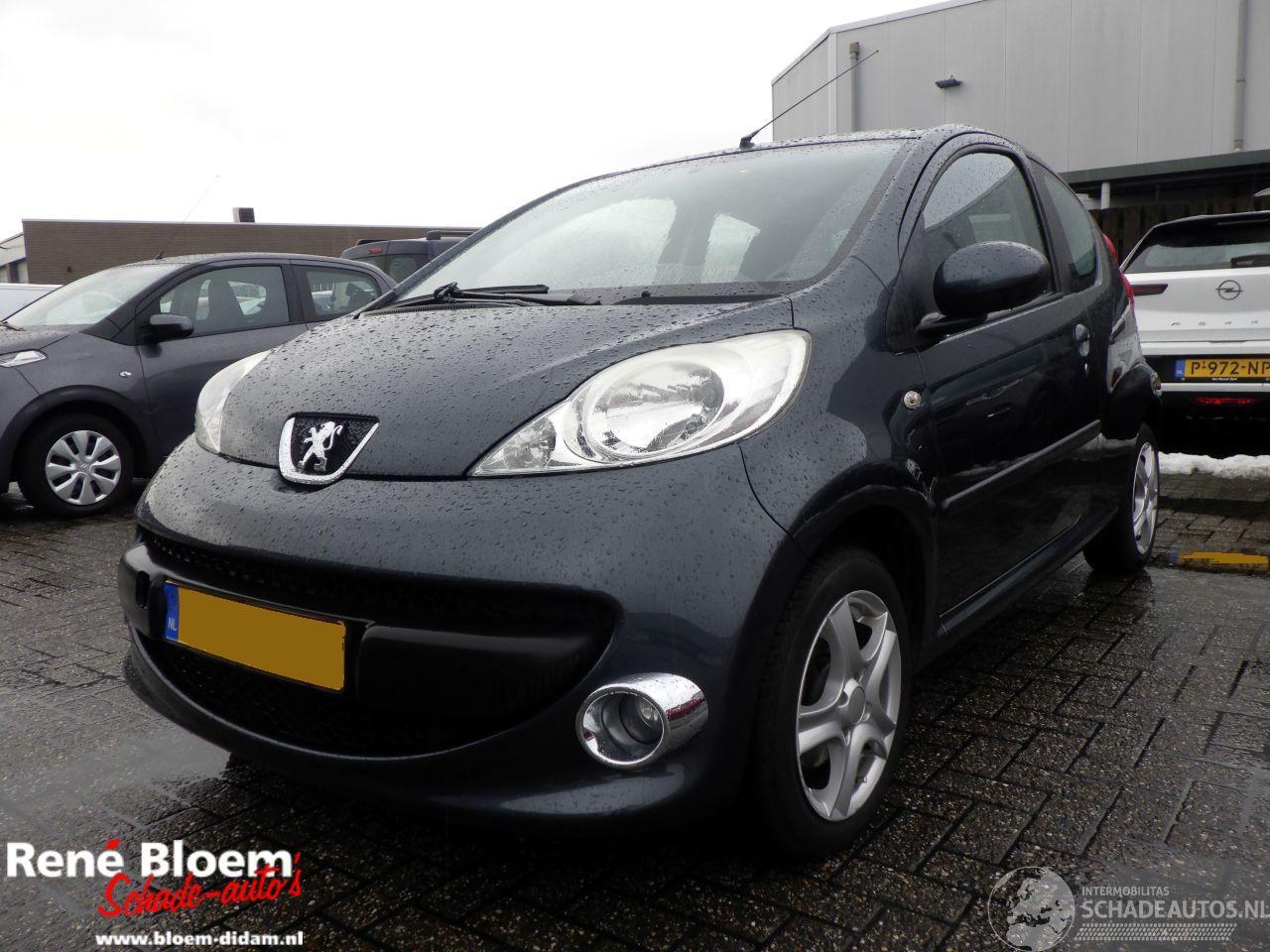 Peugeot 107 1.0-12V XS