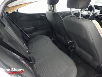 Hyundai I-10 1.0 Comfort 5drs Airco picture 11