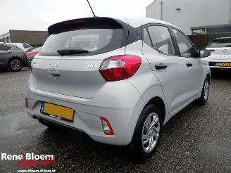 krockskadad bil auto Hyundai I-10 1.0 Comfort 5ds Navi 2025/4