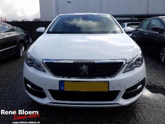 Peugeot 308 1.2 Puretech Blue Active Clima 5drs picture 6