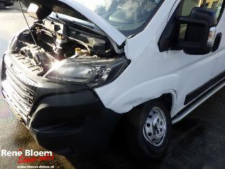 Peugeot Boxer 2.2 BlueHDI L2H1 Premium picture 9