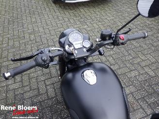 Royal Enfield  Classic 350 picture 11