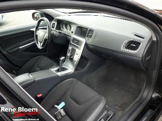 Volvo V-60 2.0 D2 Nordic+ 120pk Navi picture 6