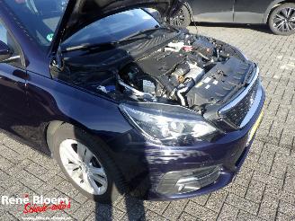 Peugeot 308 SW 1.6 BlueHDI Blue Lease Executive picture 9