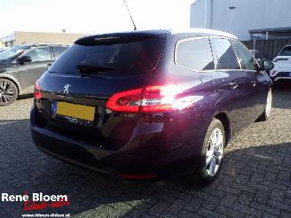 krockskadad bil auto Peugeot 308 SW 1.6 BlueHDI Blue Lease Executive 2017/10