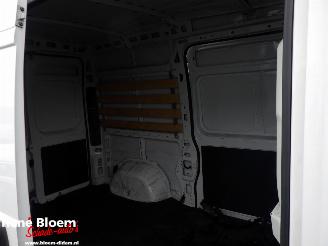 Peugeot Boxer 2.2 Blue HDI 120 L2H2 3.0T picture 13