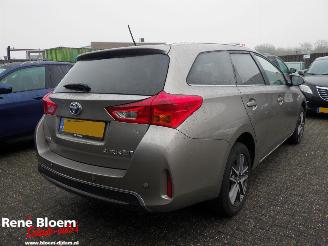 Unfallwagen Toyota Auris Touring Sports 1.8 Hybrid 2014/7