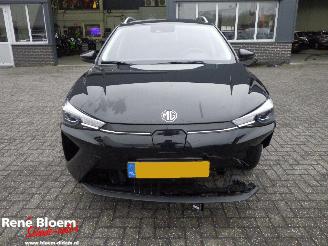 MG 5 Electric Standard Range Luxury 50kWh 177pk picture 3