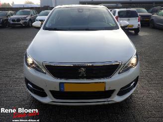 Peugeot 308 1.2 PureTech Blue Lease Executive 110pk picture 6