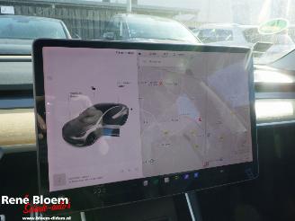 Tesla Model 3 Performance AWD 75kWh picture 17