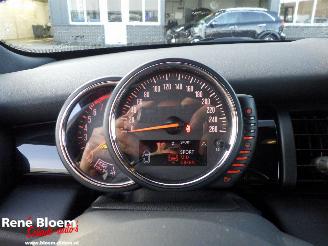 Mini Cooper 1.5 Cooper Chili Serious Business Automaat picture 18