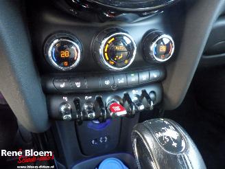 Mini Cooper 1.5 Cooper Chili Serious Business Automaat picture 16