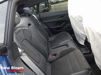 Porsche Taycan GTS Sport Turismo picture 11