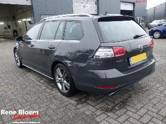 Volkswagen Golf 1.6 TDI HighLine R-Line 5drs picture 5