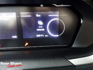 Peugeot e-Partner 136 L2 50kWh picture 16