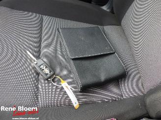 Volkswagen Caddy 2.0 TDI L2H1 Maxi Comfortline Airco picture 19