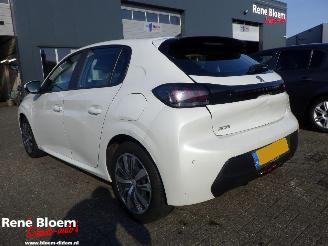 Peugeot 208 1.2 PureTech Active 5drs Navi picture 2