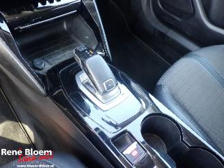 Peugeot 2008 1.2 PureTech Allure 131pk Autom picture 16