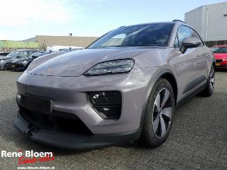 Schadeauto Porsche Macan 4S 100kwh Sport Chrono 448pk 2024/11
