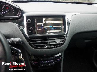 Peugeot 208 1.2 VTI Envy 5drs Airco picture 18