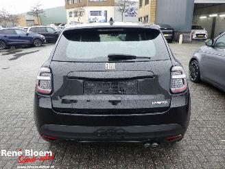 Fiat 600 1.2 Hybrid Automaat picture 3