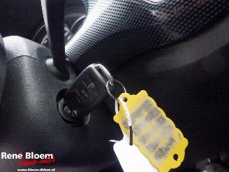 Volkswagen Up! 1.0 5drs Airco picture 16